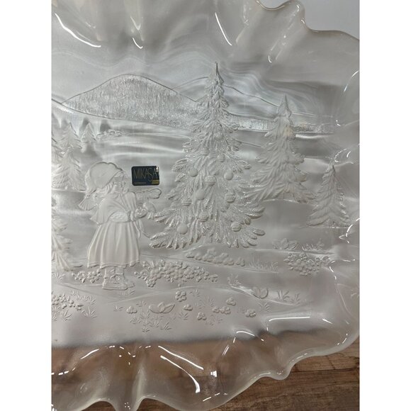 Mikasa Christmas Story Oval Canape 17 1/4" Fluted Glass Serving Platter - Picture 7 of 10